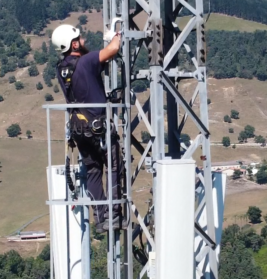 Amplia Experiencia técnica en Dinnteco